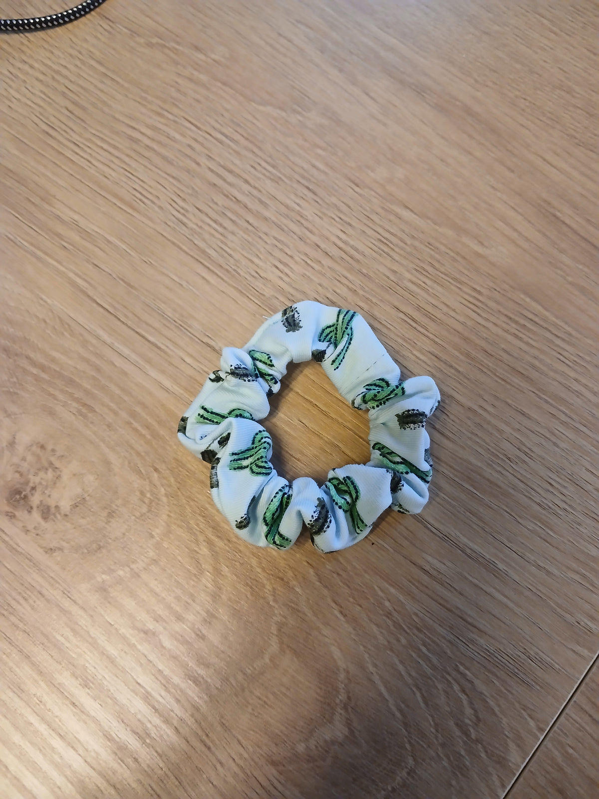 Hiusdonitsi Kaktus